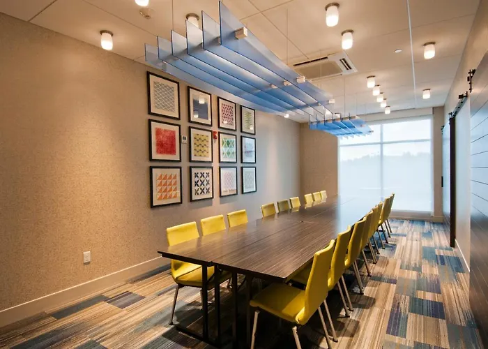 Holiday Inn Express & Suites Johnstown By Ihg